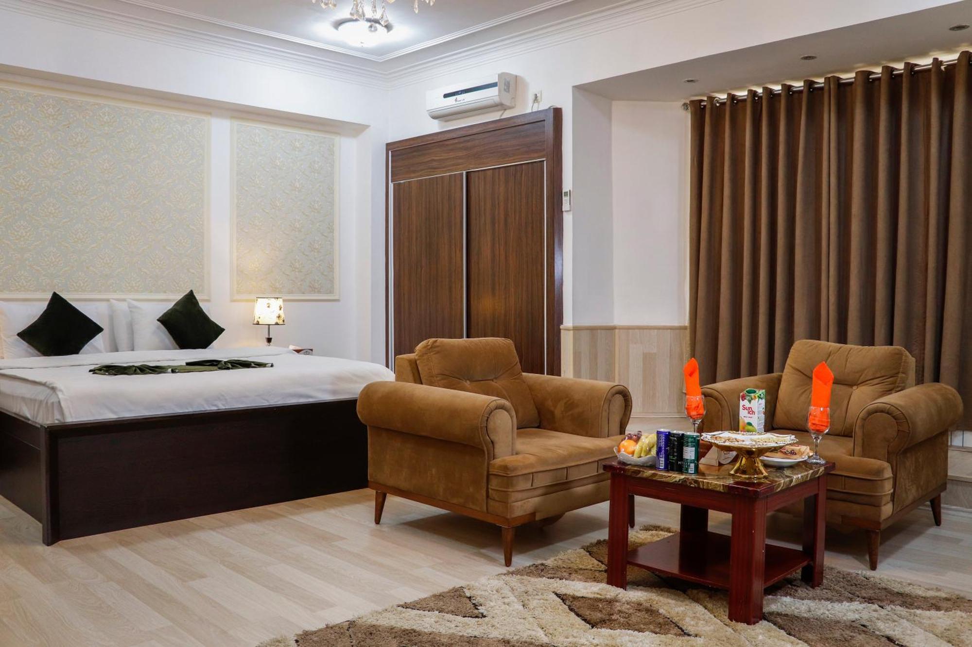 Arg Hotel Herat 外观 照片