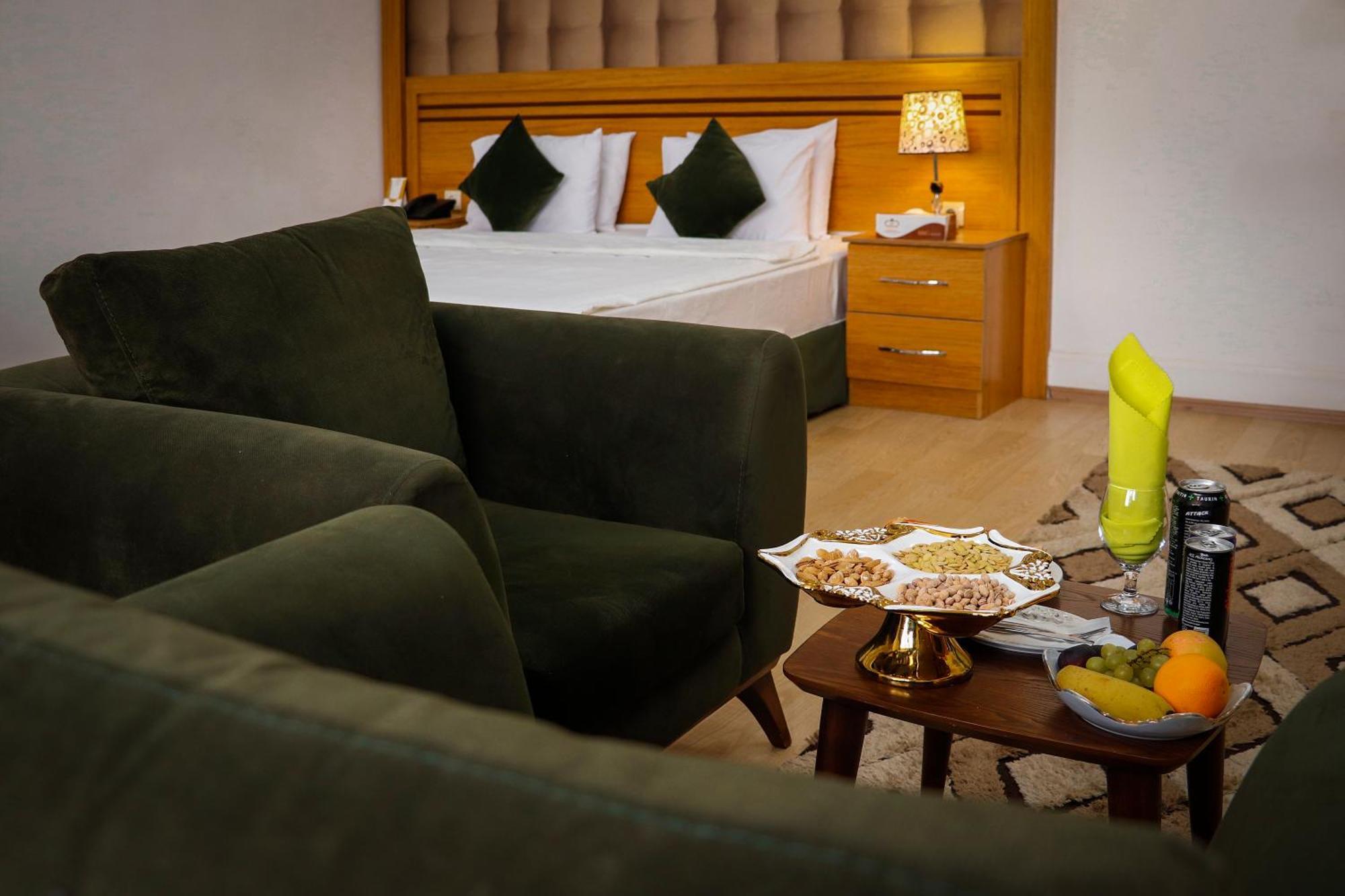 Arg Hotel Herat 外观 照片