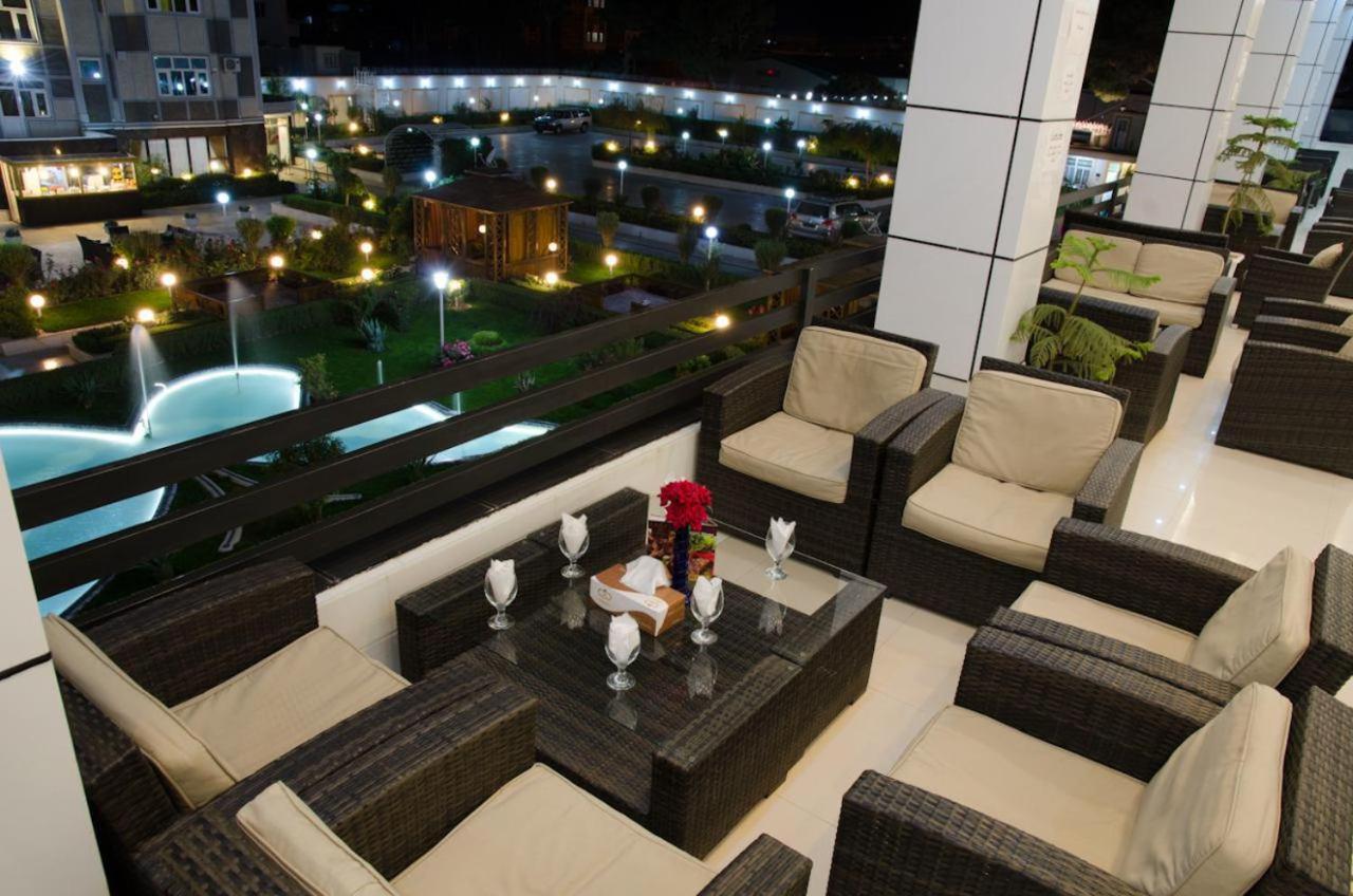 Arg Hotel Herat 外观 照片
