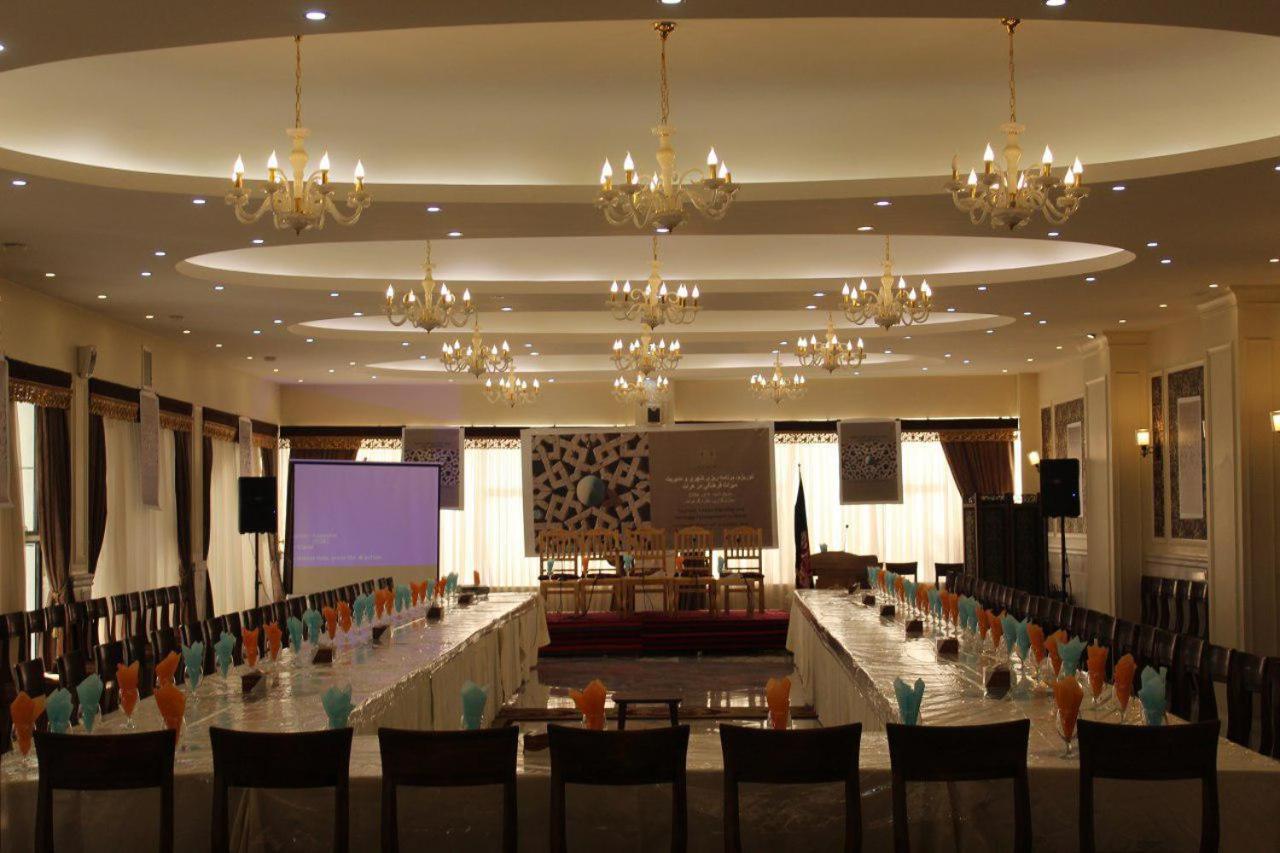 Arg Hotel Herat 外观 照片