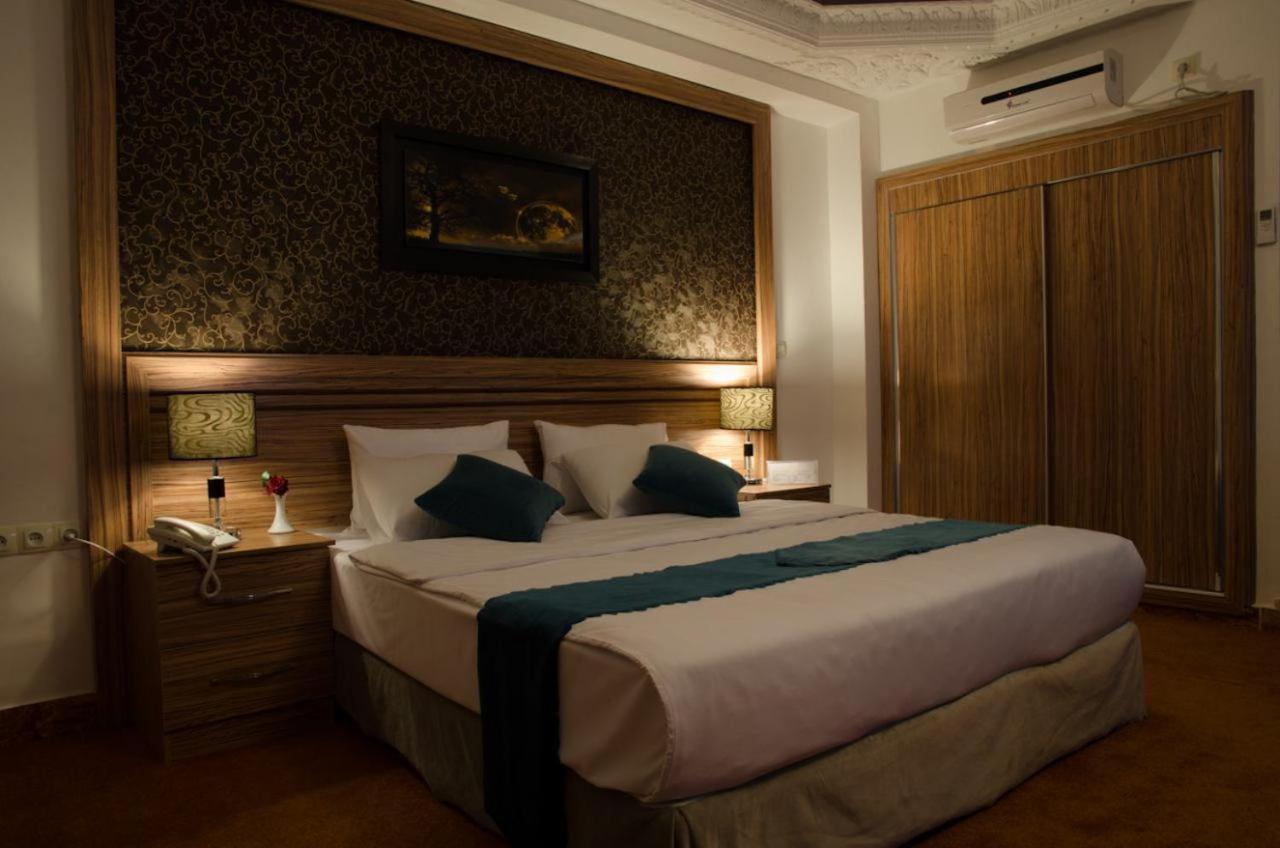 Arg Hotel Herat 外观 照片